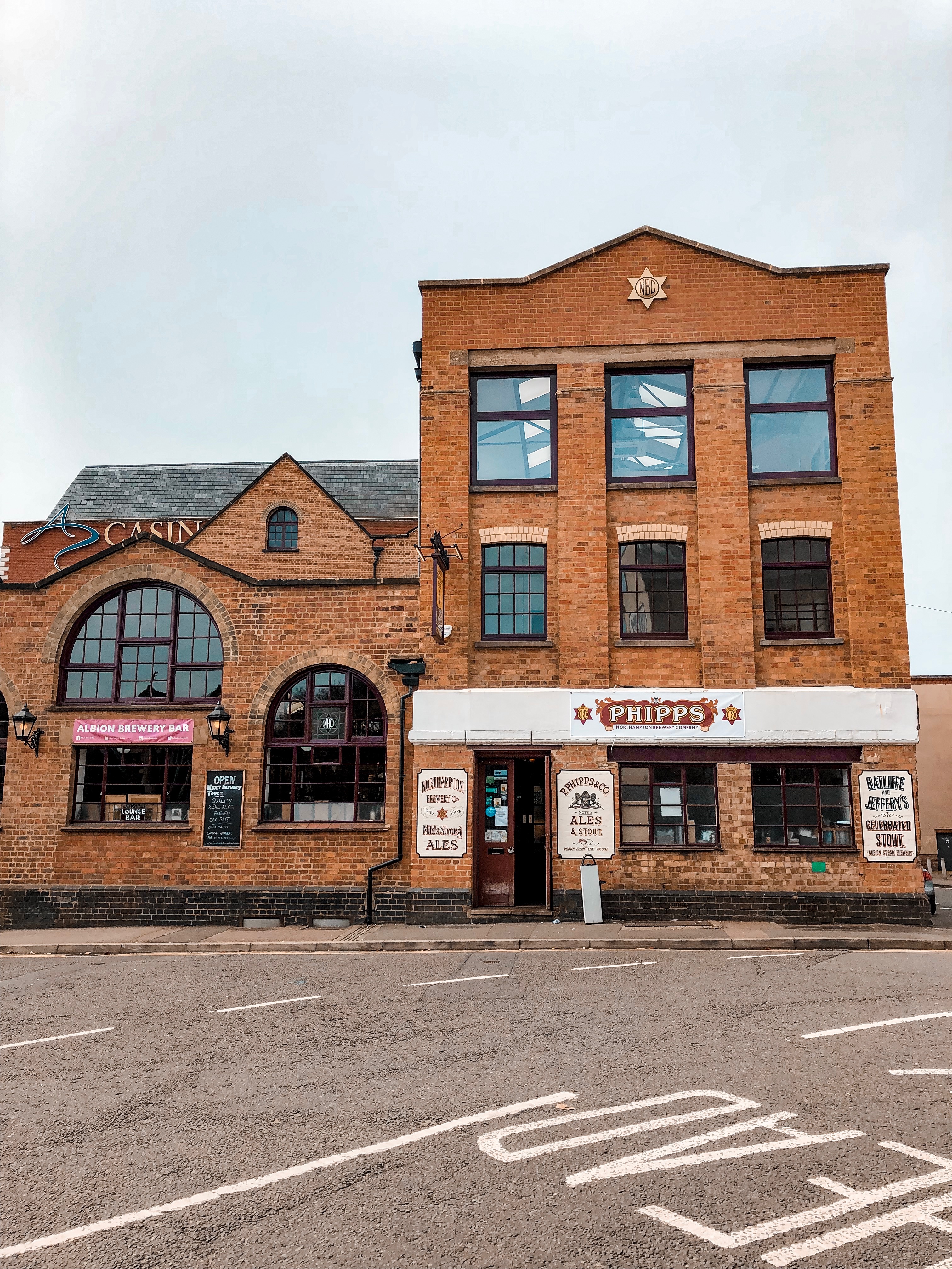 Albion Brewery Bar | Nicole Navigates